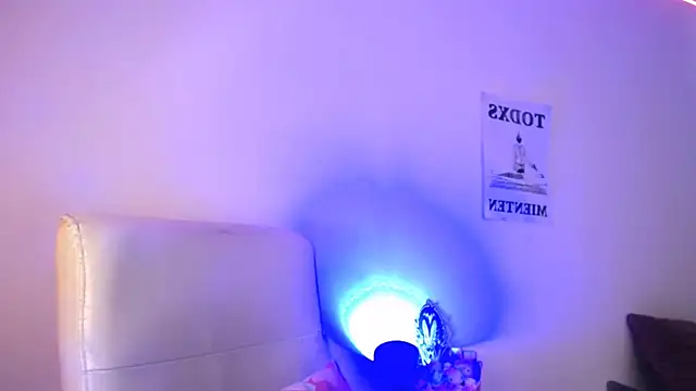 Snapshot of elektraa_sky11 chatting on 5, 4, 2026 elektraa sky11 online show from 5, 4, 2026