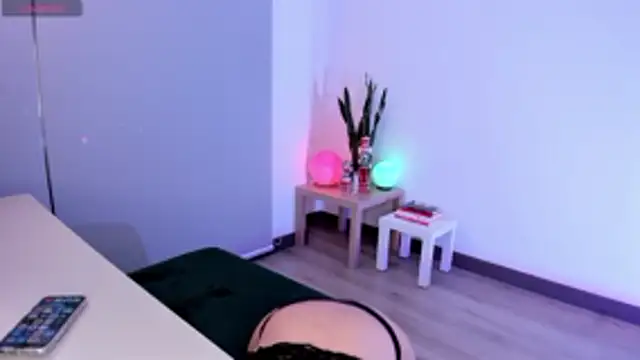 Snapshot of Kaarla___ chatting on 21, 12, 2025 Kaarla online show from 21, 12, 2025