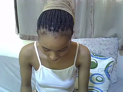 Snapshot of cute-alexis chatting on 4, 3, 2025 cute-alexis online show from 4, 3, 2025