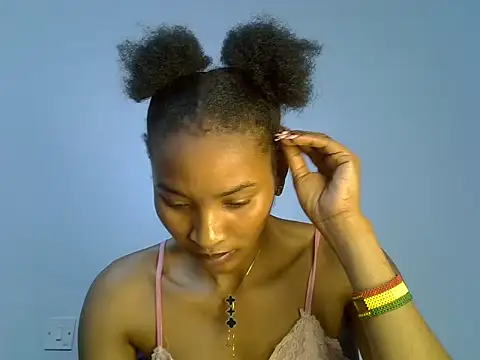 Snapshot of cute-alexis chatting on 14, 11, 2025 cute-alexis online show from 14, 11, 2025