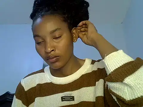 cute-alexis online show from 9, 5, 2026