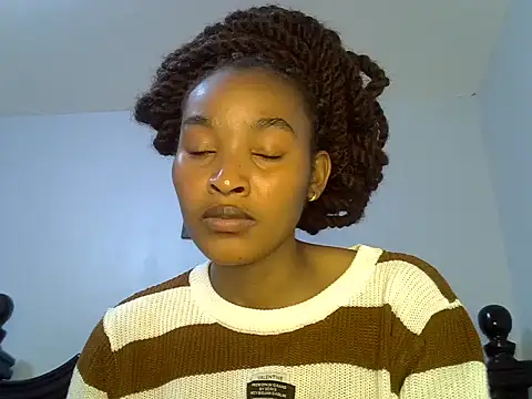 cute-alexis online show from 18, 5, 2026