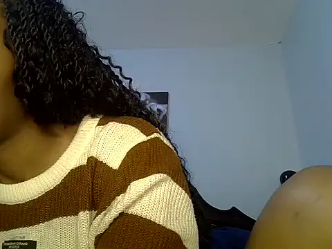 cute-alexis online show from 29, 5, 2026