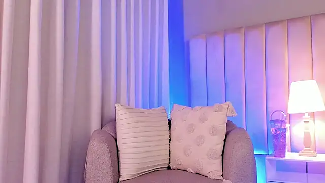 Paulina Monroy online show from 25, 11, 2025