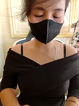 lyna bl online show from 7, 3, 2025