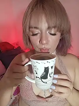 Snapshot of kitten_sweet chatting on 12, 6, 2026 kitten sweet online show from 12, 6, 2026