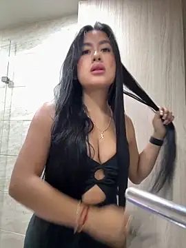 ArianaRouss online show from 8, 2, 2025