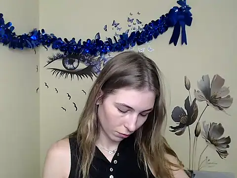 StrangerGi online show from 4, 1, 2025