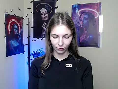 StrangerGi online show from 8, 10, 2025