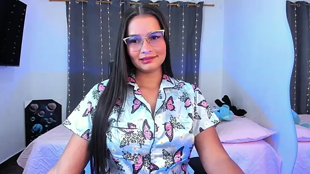 Snapshot of Abby_Parker1 chatting on 28, 10, 2025 Abby Parker1 online show from 28, 10, 2025