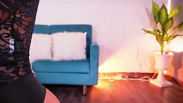 CailynBrowm online show from 27, 3, 2026