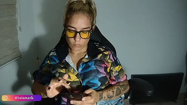 Isis69  online show from 5, 11, 2025