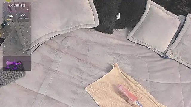 Snapshot of miss_meegan chatting on 10, 1, 2025 miss meegan online show from 10, 1, 2025