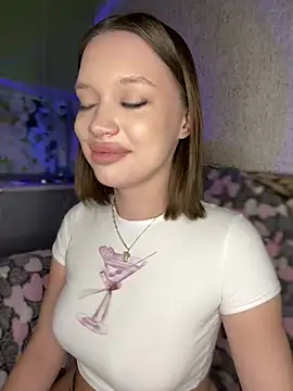 Snapshot of bunnyrich chatting on 15, 12, 2024 bunnyrich online show from 15, 12, 2024