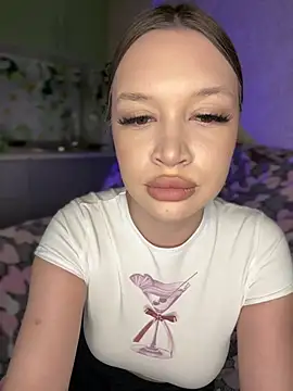 Snapshot of bunnyrich chatting on 19, 12, 2024 bunnyrich online show from 19, 12, 2024