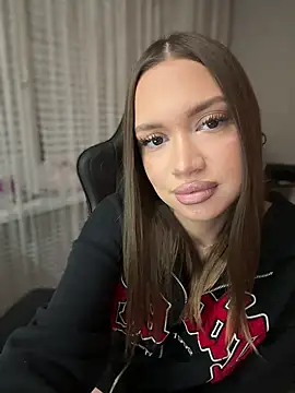 Snapshot of bunnyrich chatting on 23, 11, 2025 bunnyrich online show from 23, 11, 2025