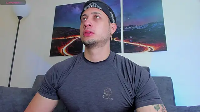 Snapshot of matt_saill chatting on 7, 3, 2025 matt saill online show from 7, 3, 2025