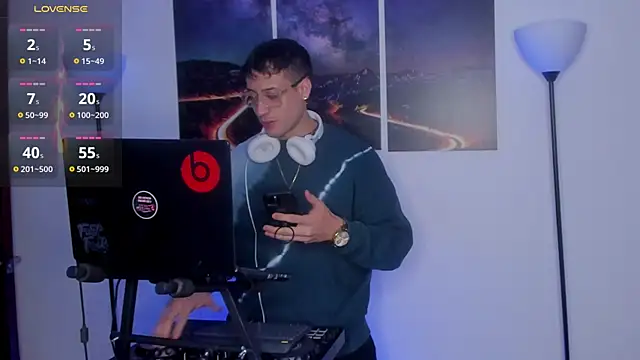 Snapshot of matt_saill chatting on 17, 11, 2025 matt saill online show from 17, 11, 2025