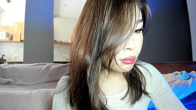 Snapshot of Yukisans chatting on 28, 2, 2025 Yukisans online show from 28, 2, 2025