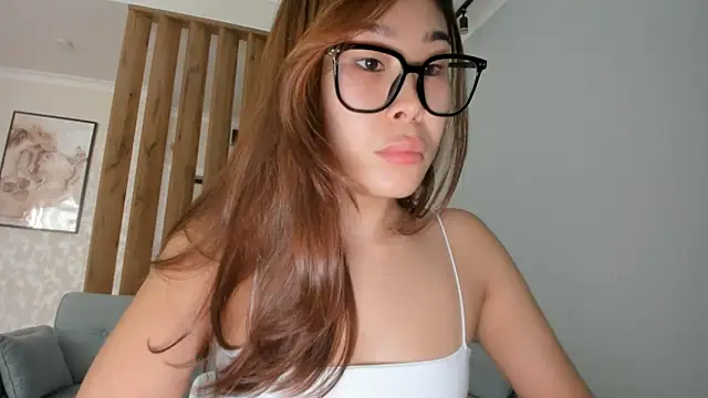 Snapshot of Yukisans chatting on 16, 10, 2025 Yukisans online show from 16, 10, 2025