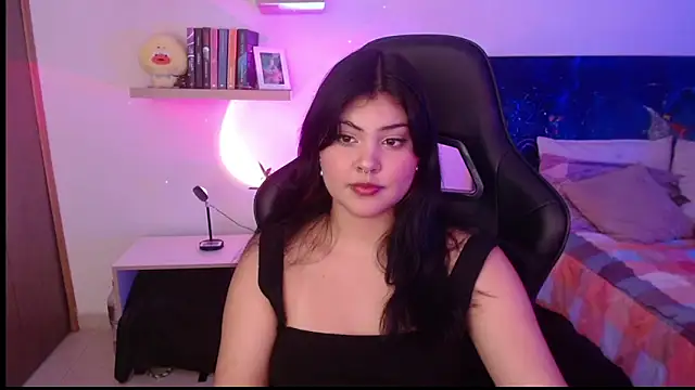 Snapshot of SusyAlvarez chatting on 19, 11, 2025 SusyAlvarez online show from 19, 11, 2025