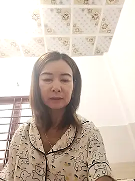 Snapshot of Sexy-ladyboobs20 chatting on 8, 11, 2025 Sexy-ladyboobs20 online show from 8, 11, 2025