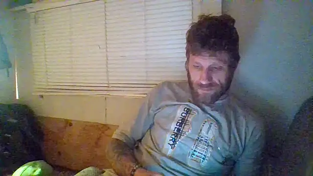 Snapshot of terry2big4u24 chatting on 14, 1, 2025 terry2big4u24 online show from 14, 1, 2025