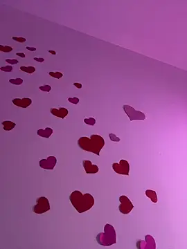 izanmiller2001 online show from 11, 4, 2026