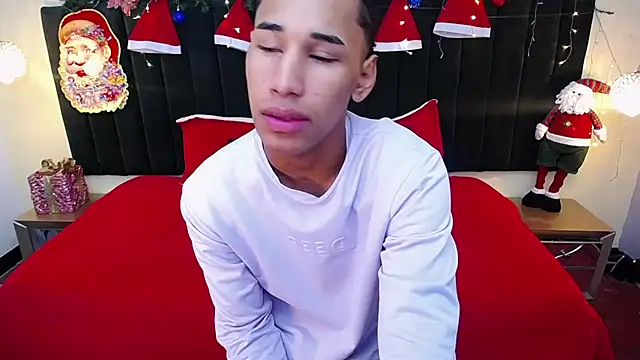 soft attraction online show from 4, 12, 2025