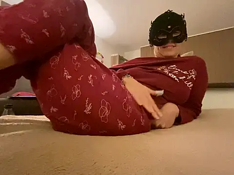 Snapshot of Marilou1983 chatting on 13, 3, 2025 Marilou1983 online show from 13, 3, 2025