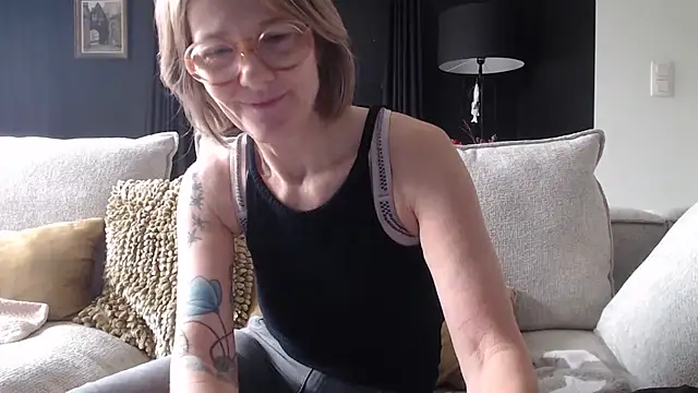 godinflower online show from 25, 2, 2025