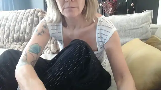 godinflower online show from 7, 11, 2025