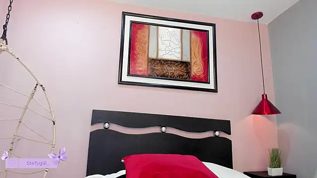 StefyGil  online show from 18, 2, 2025