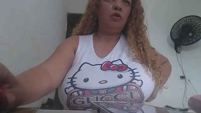 BustyAmanda online show from 21, 5, 2026