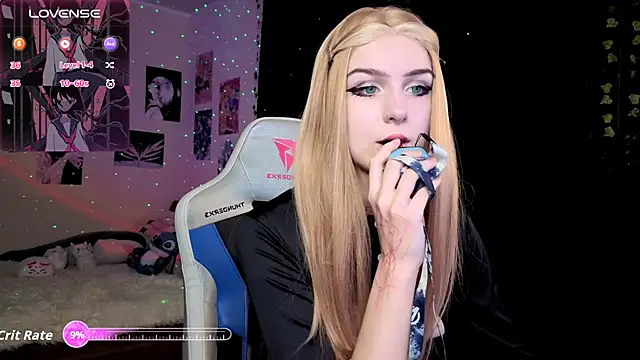 Snapshot of Reflexxxia_ chatting on 4, 12, 2025 Reflexxxia online show from 4, 12, 2025