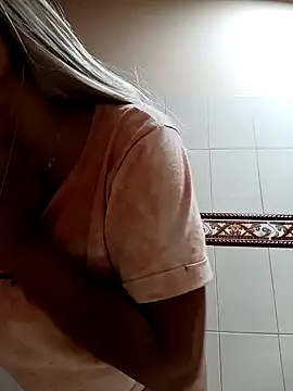 Snapshot of SamaraJay1 chatting on 31, 1, 2025 SamaraJay1 online show from 31, 1, 2025