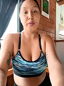 Snapshot of SamaraJay1 chatting on 3, 12, 2025 SamaraJay1 online show from 3, 12, 2025