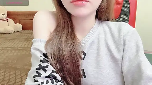 Snapshot of TrinhH_Nabbi chatting on 9, 12, 2024 TrinhH Nabbi online show from 9, 12, 2024