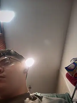 Snapshot of Parejasumisa27 chatting on 14, 12, 2025 Parejasumisa27 online show from 14, 12, 2025