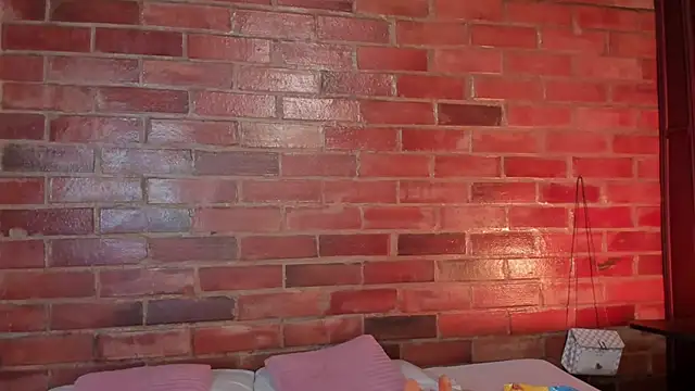 crystalvazquez online show from 15, 3, 2025