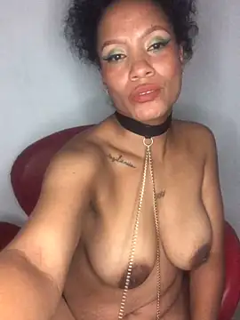 Snapshot of AdelaHaneix chatting on 23, 2, 2025 AdelaHaneix online show from 23, 2, 2025