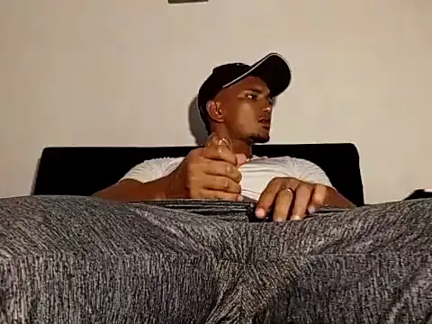 Latinsex2501 online show from 19, 2, 2026