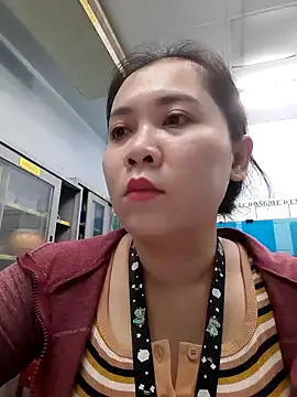 Benlla2802 online show from 16, 12, 2024