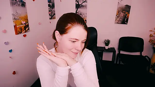 Snapshot of Sun_Alexia chatting on 18, 11, 2025 Sun Alexia online show from 18, 11, 2025