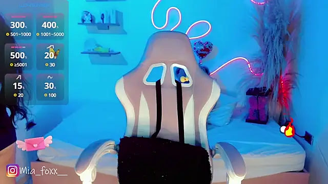 Snapshot of Mia_foxx_ chatting on 20, 3, 2025 Mia foxx online show from 20, 3, 2025