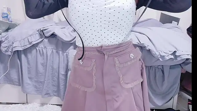 Snapshot of _chanMOMO_ chatting on 15, 9, 2025 chanMOMO online show from 15, 9, 2025