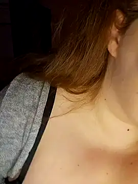  Julie x online show from 3, 1, 2025