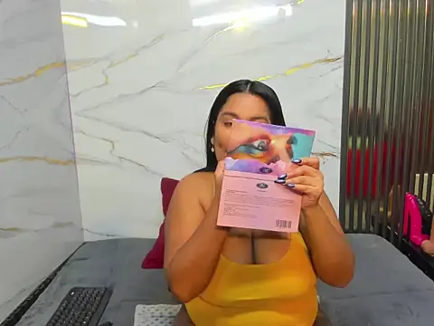 Sam-Evans-hot online show from 21, 11, 2025