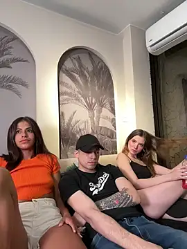 samantha kevin online show from 4, 3, 2026