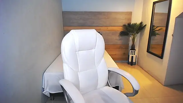 Snapshot of liseth_fox chatting on 21, 12, 2024 liseth fox online show from 21, 12, 2024